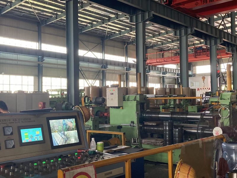 Wuxi Hai Lang Metal Product Co.,Ltd linea di produzione del produttore